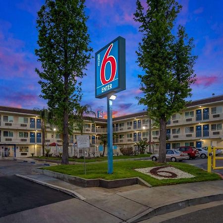 Motel 6-San Bernardino, Ca - North Serrano Village Exterior foto